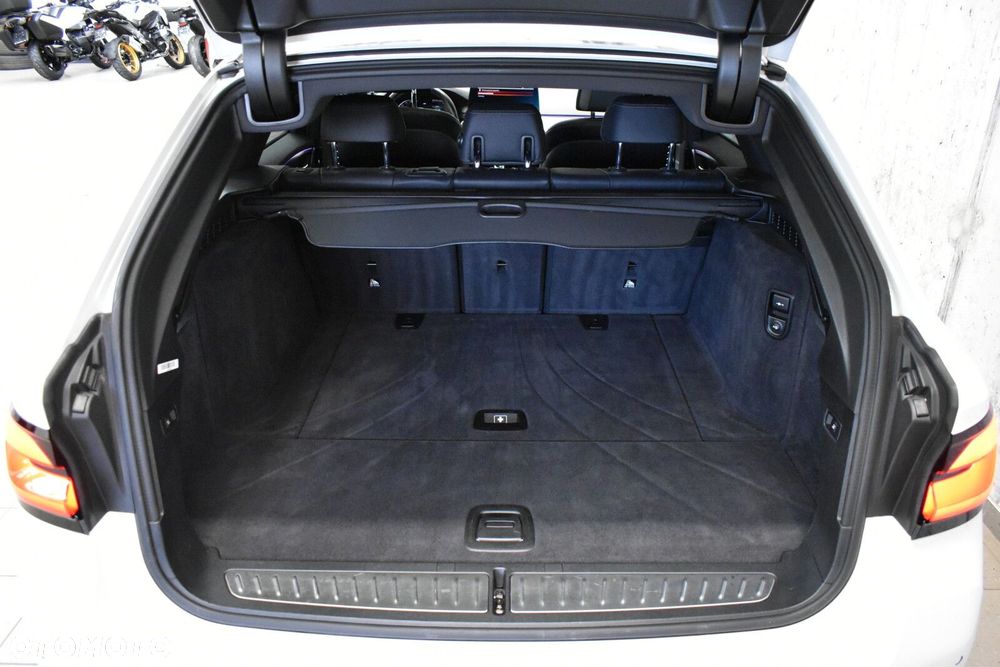 BMW Seria 5 520d mHEV M Sport sport - 27