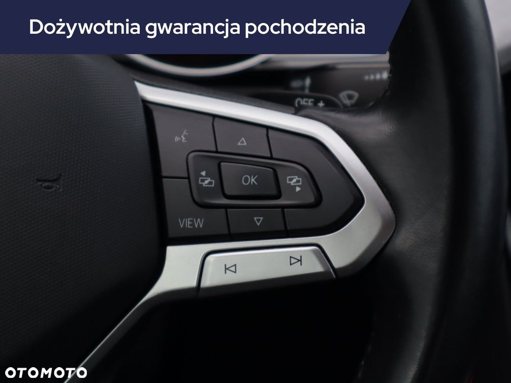 Volkswagen Passat - 21