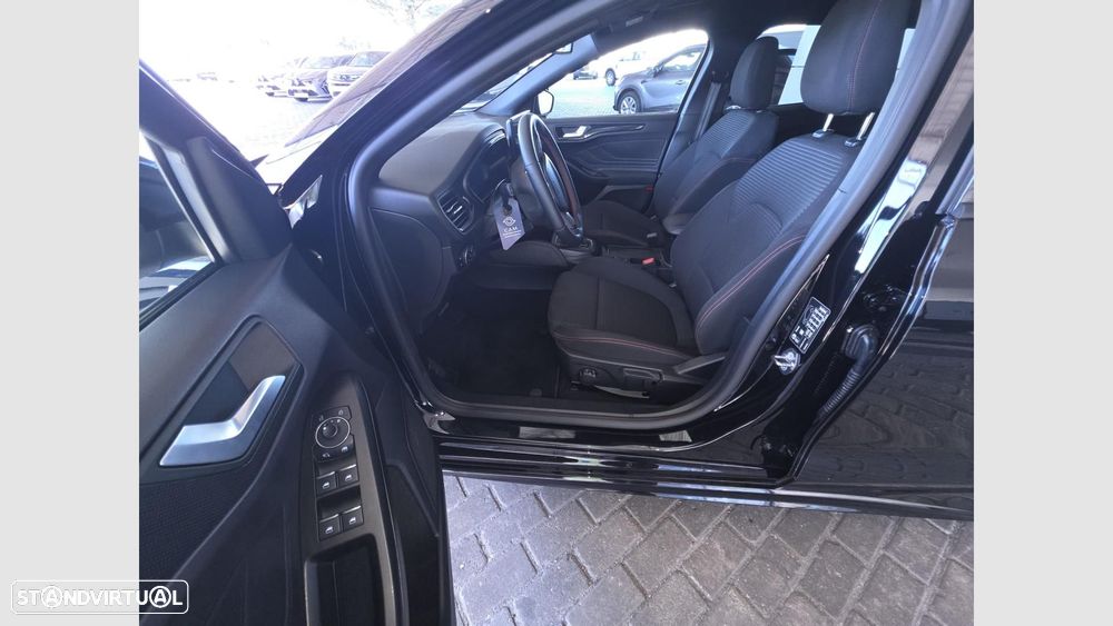 Ford Focus SW 1.0 EcoBoost MHEV ST-Line Aut. - 10