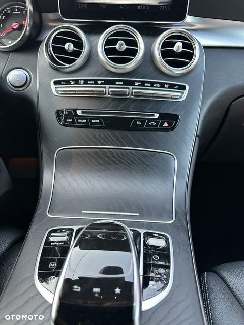 Mercedes-Benz GLC 300 4-Matic - 2