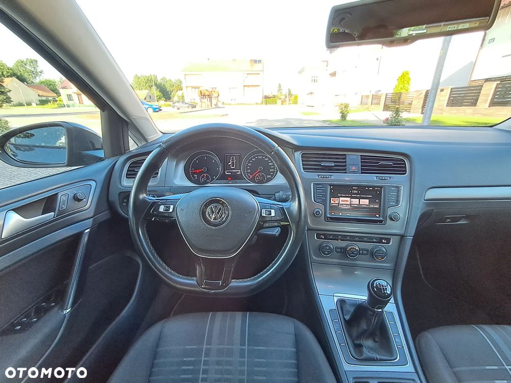 Volkswagen Golf 2.0 BlueTDI Highline - 24