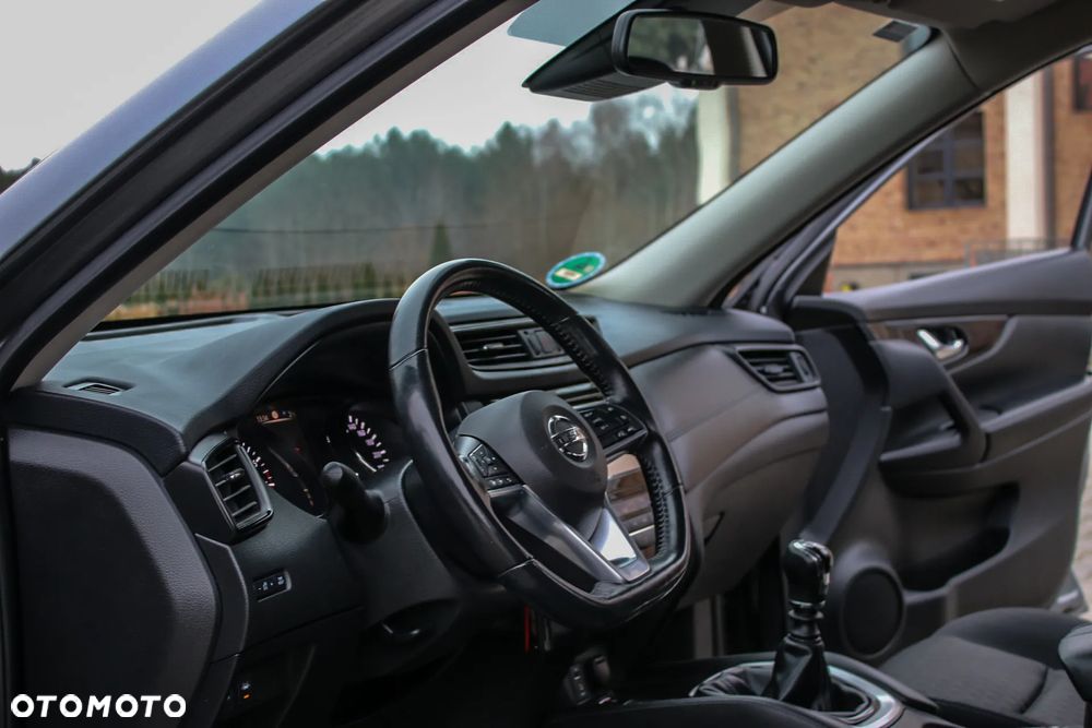 Nissan X-Trail 1.6 DIG-T Tekna - 32