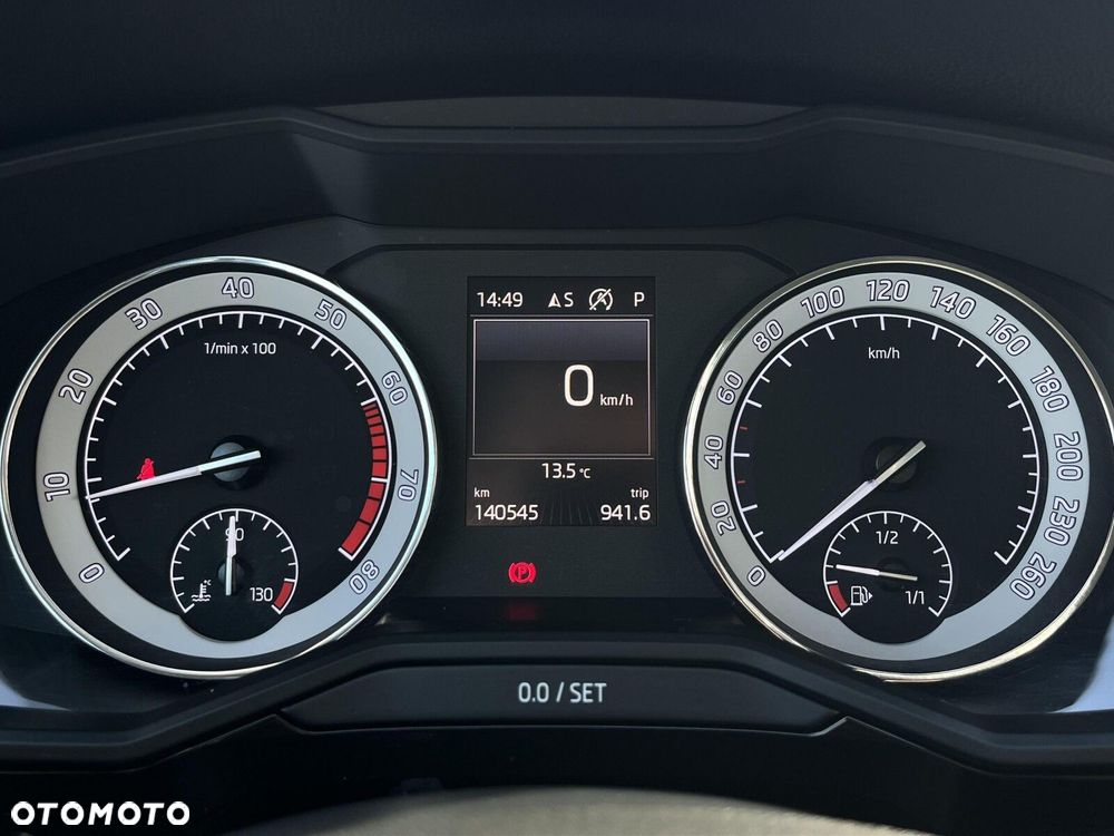 Skoda Superb 1.8 TSI L&K DSG - 19