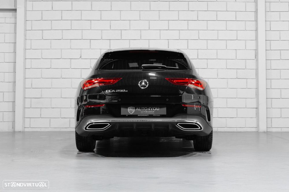 Mercedes-Benz CLA 250 e Shooting Brake AMG Line - 37