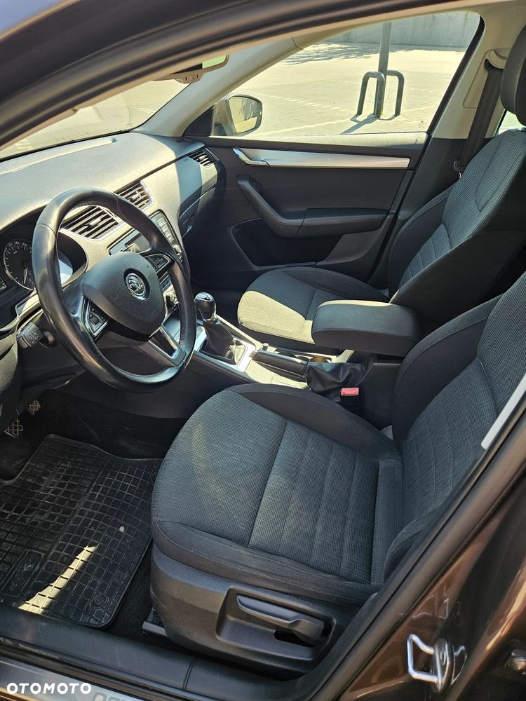 Skoda Octavia 2.0 TDI 4x4 Elegance - 22
