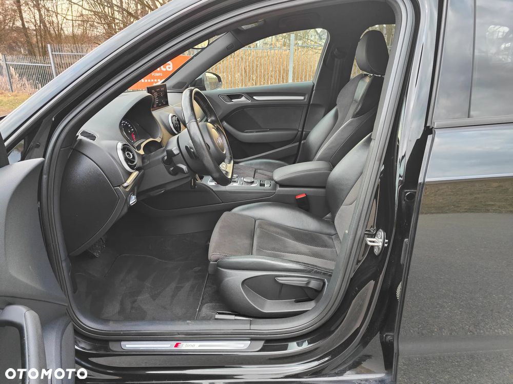 Audi A3 Sportback 2.0 TDI (clean diesel) quattro S tronic S line Sportpaket - 11