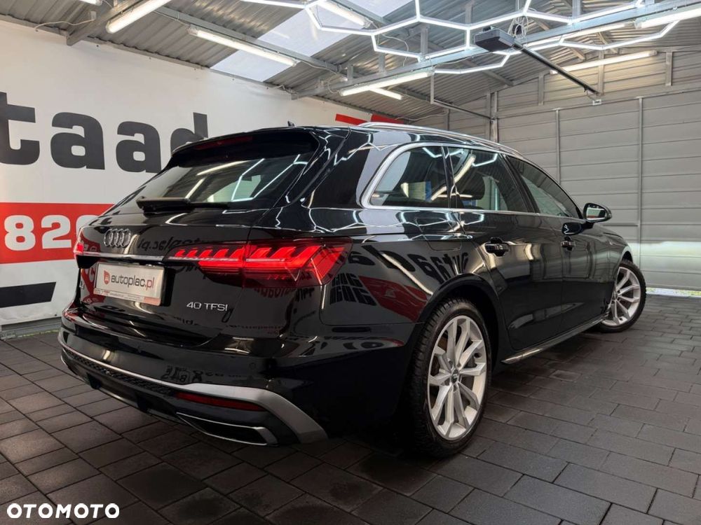 Audi A4 Avant - 14
