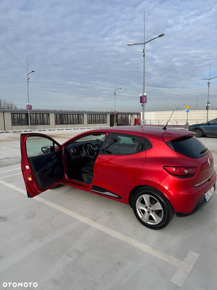 Renault Clio 0.9 TCe Limited - 9