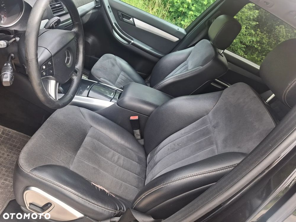 Mercedes-Benz Klasa R 320 CDI 4-Matic - 14
