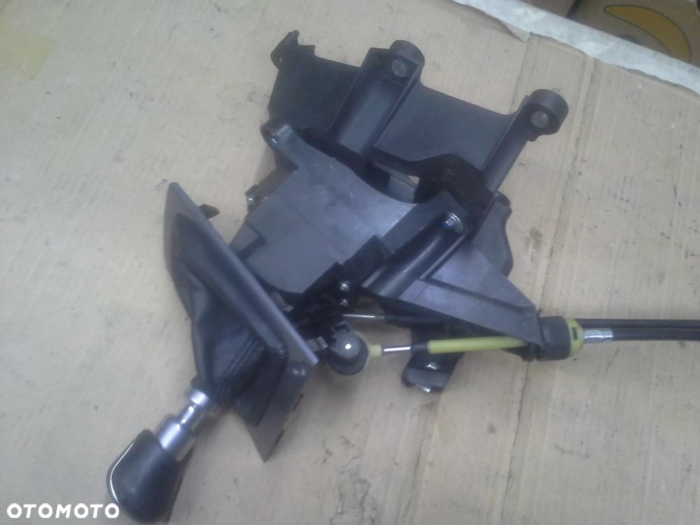 Ford Fokus MK3 1.6 EcoBoost wybierak biegów linki 6 biegów - 3