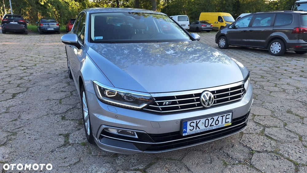 Volkswagen Passat - 4