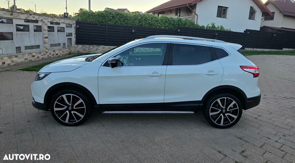 Nissan Qashqai 1.6 DCI 4 x 4 DPF Start/Stop acenta - 14