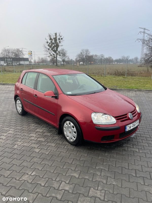 Volkswagen Golf 1.6 FSI Q-Line - 2