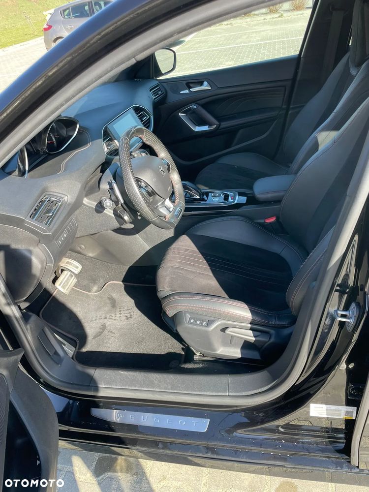 Peugeot 308 BlueHDi FAP 180 EAT8 Stop & Start GT - 13