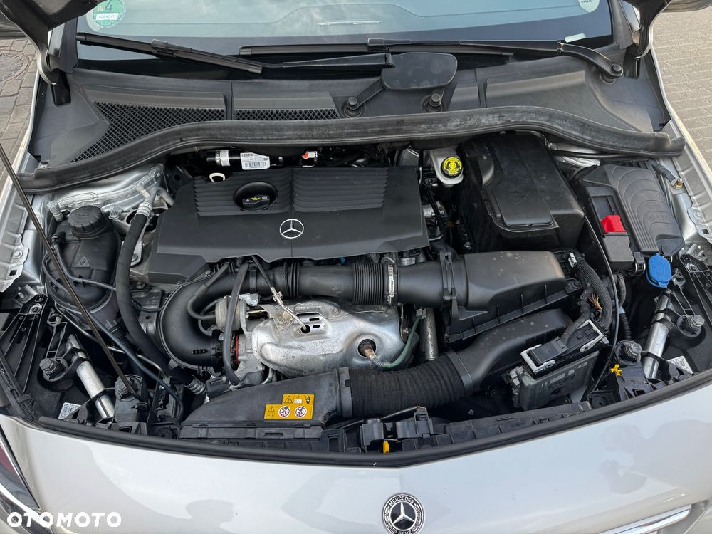 Mercedes-Benz Klasa B 180 (BlueEFFICIENCY) 7G-DCT - 21