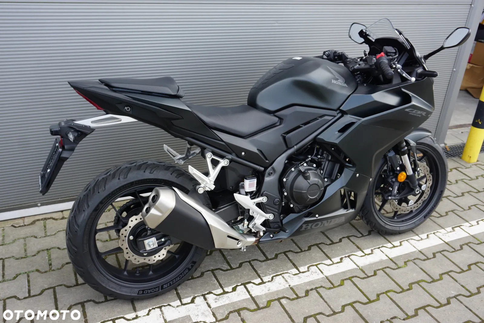 Honda CBR - 3