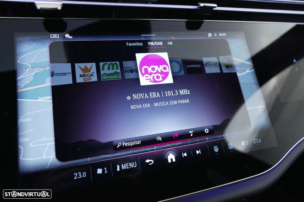 Mercedes-Benz E 300 e AMG Line - 21