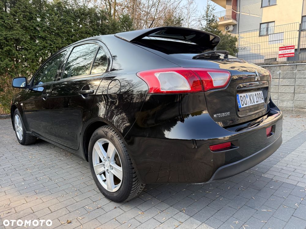 Mitsubishi Lancer 1.8 Intense - 11