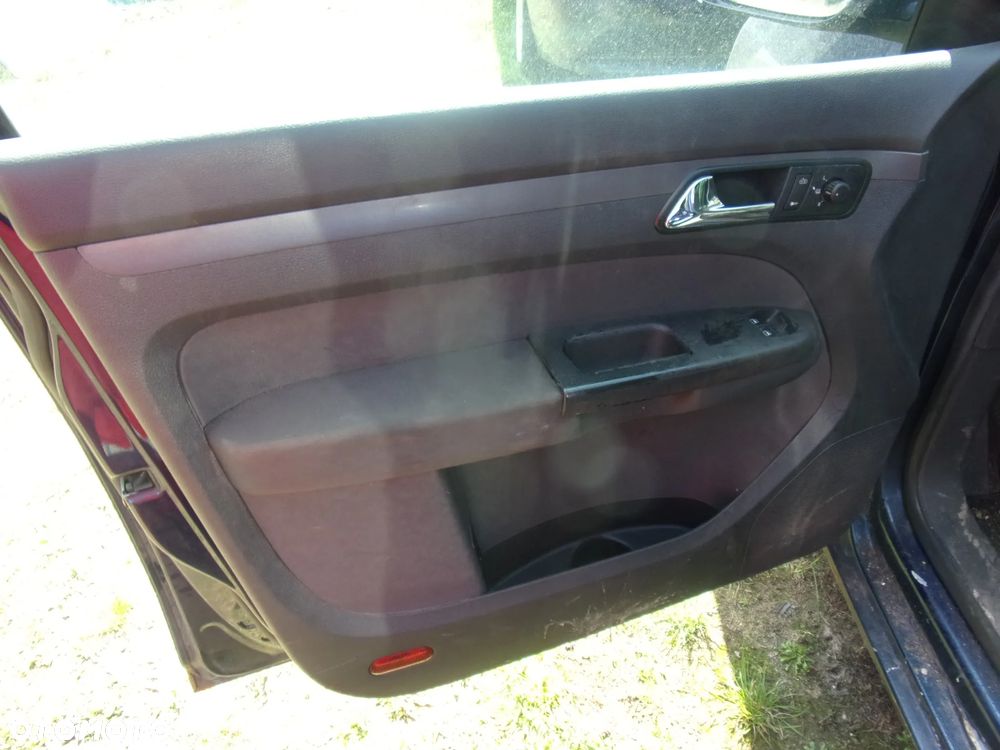 VW Touran 1T1 zderzak maska lusterka szyby wnętrze fotele części - 13