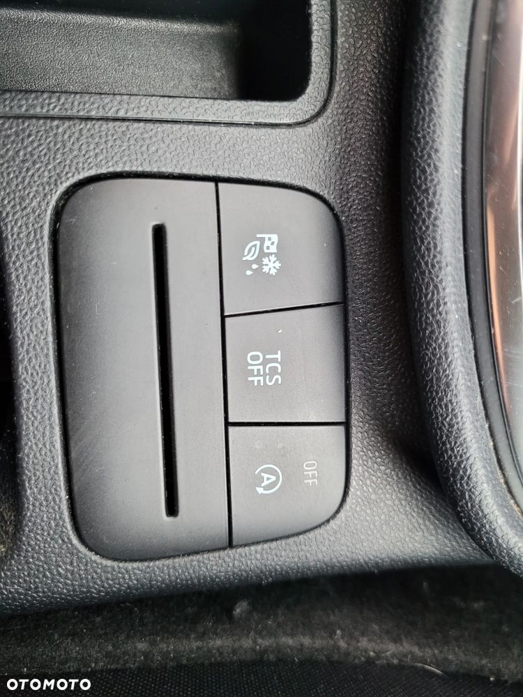Ford Fiesta 1.0 EcoBoost S&S COOL&CONNECT - 17