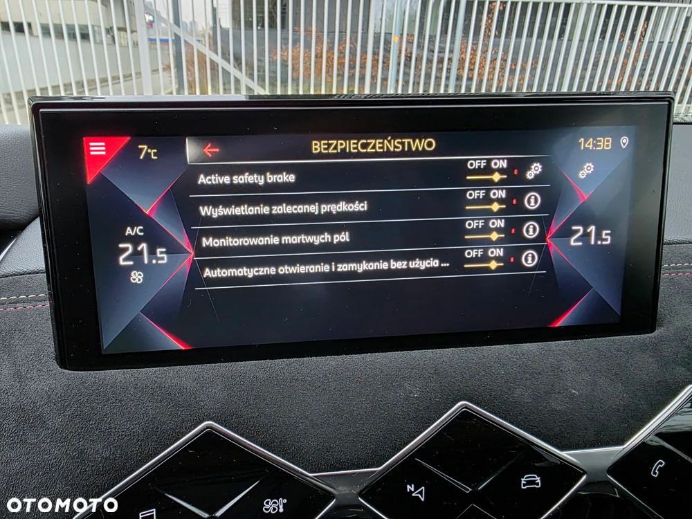 DS Automobiles DS 3 Crossback 1.2 PureTech Performance Line + - 13