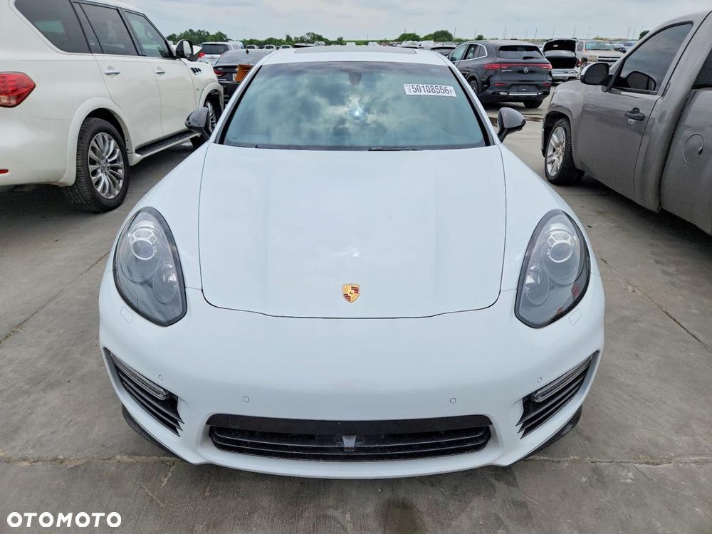 Porsche Panamera - 6