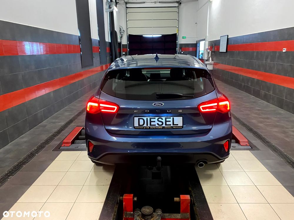 Ford Focus 1.5 EcoBlue Start-Stopp-System COOL&CONNECT DESIGN - 8