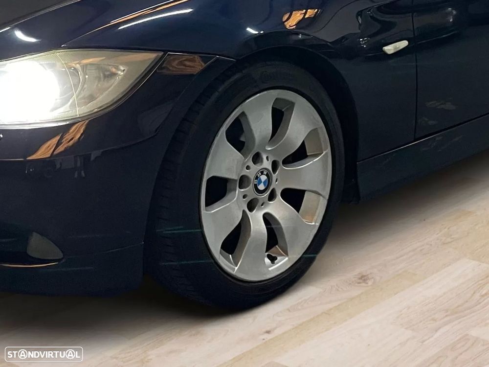 BMW 320 d Exclusive - 7