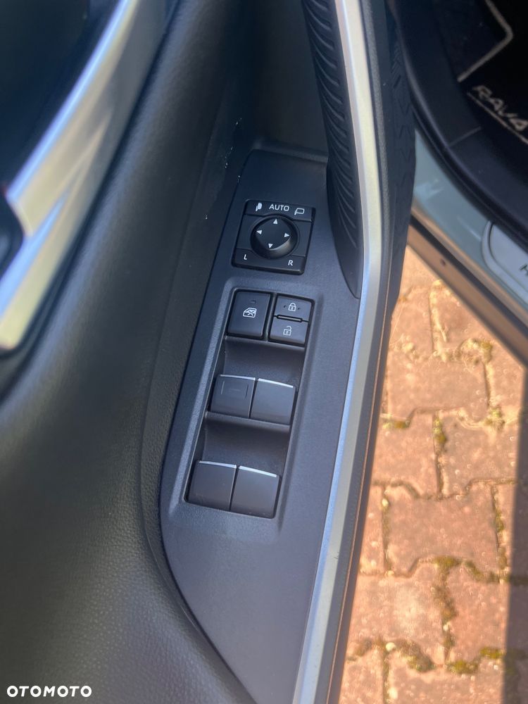 Toyota RAV4 2.5 Hybrid Active 4x2 - 21