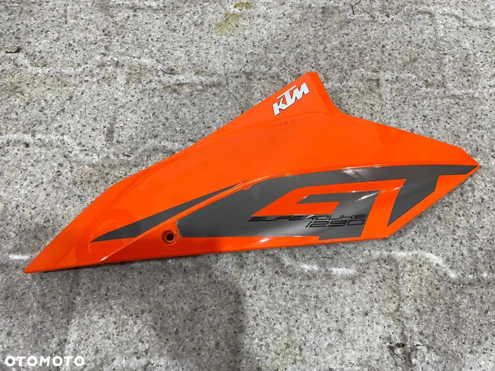 Owiewki KTM SUPER DUKE 1290 GT (nr1369) - 2