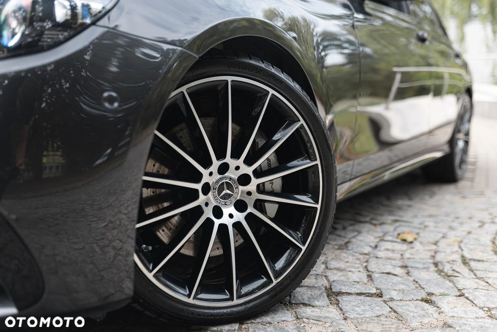 Mercedes-Benz Klasa E AMG 53 4-Matic+ - 3
