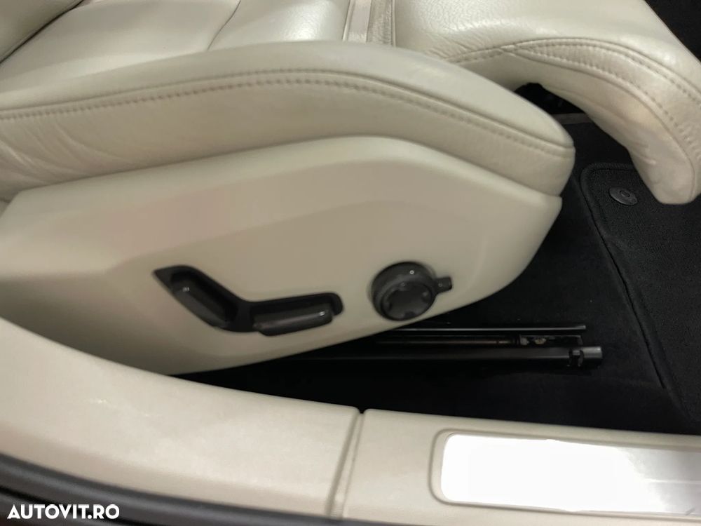 Volvo S60 T8 eAWD Inscription - 23