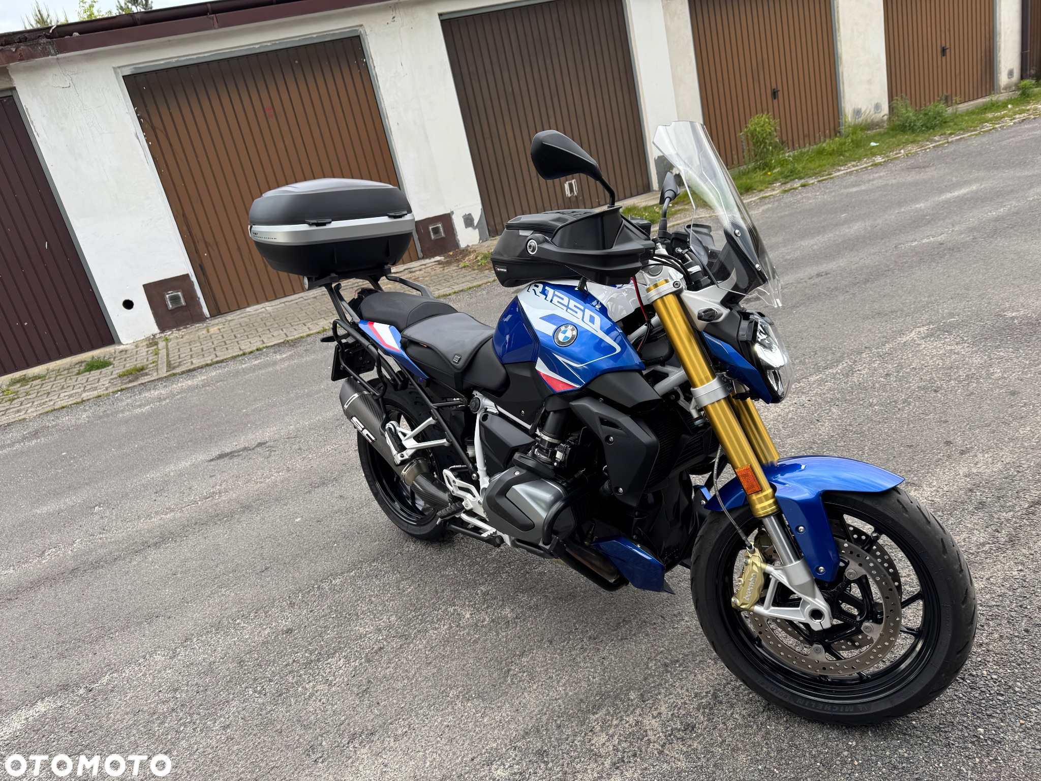 BMW R - 7