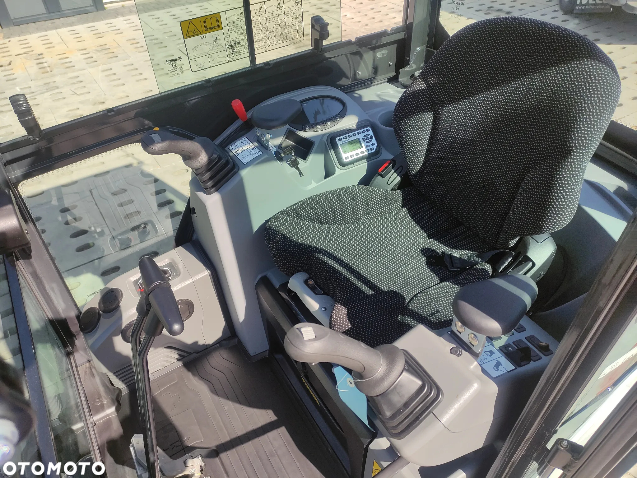 Bobcat E19 - 10