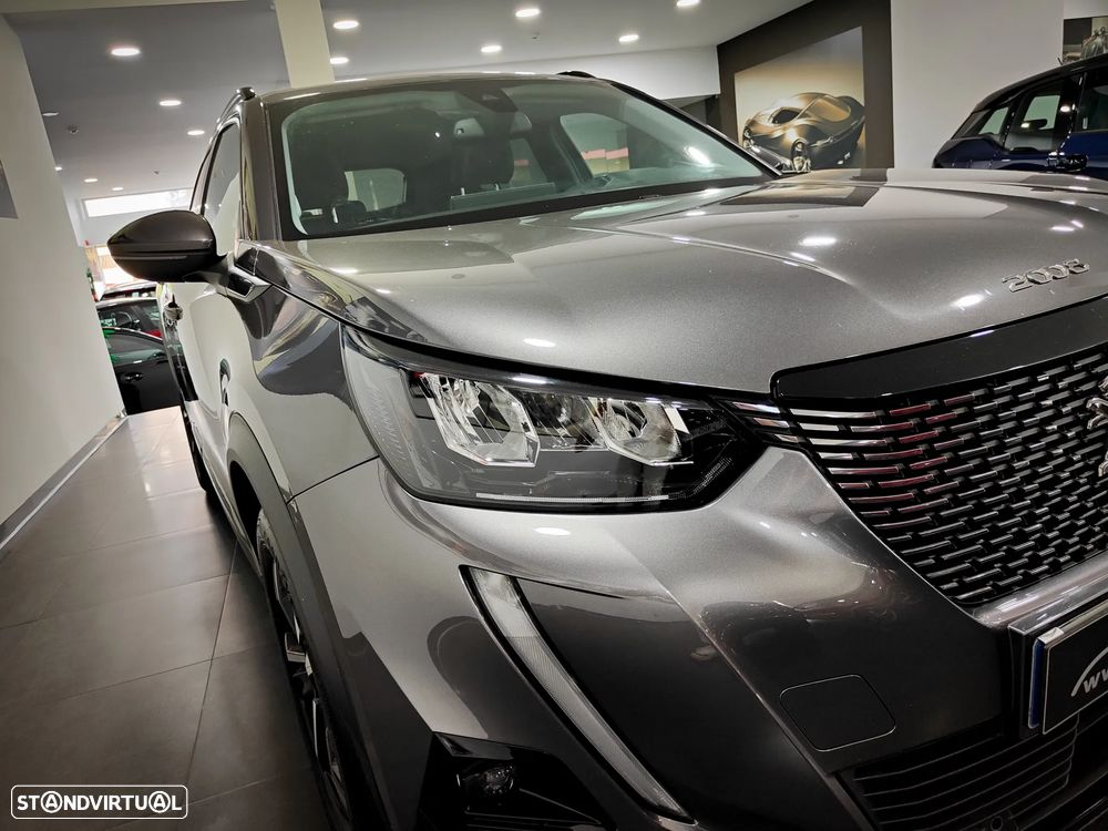 Peugeot 2008 1.2 PureTech Allure - 12