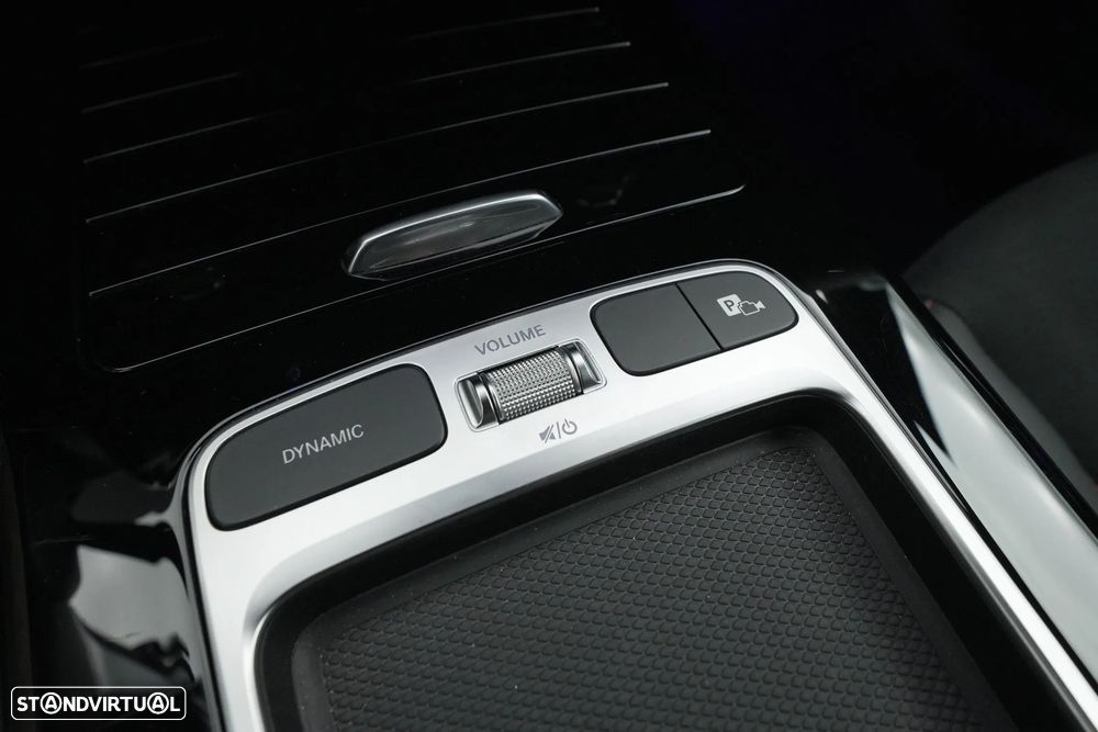 Mercedes-Benz A 180 Limousine d AMG Line Aut. - 26