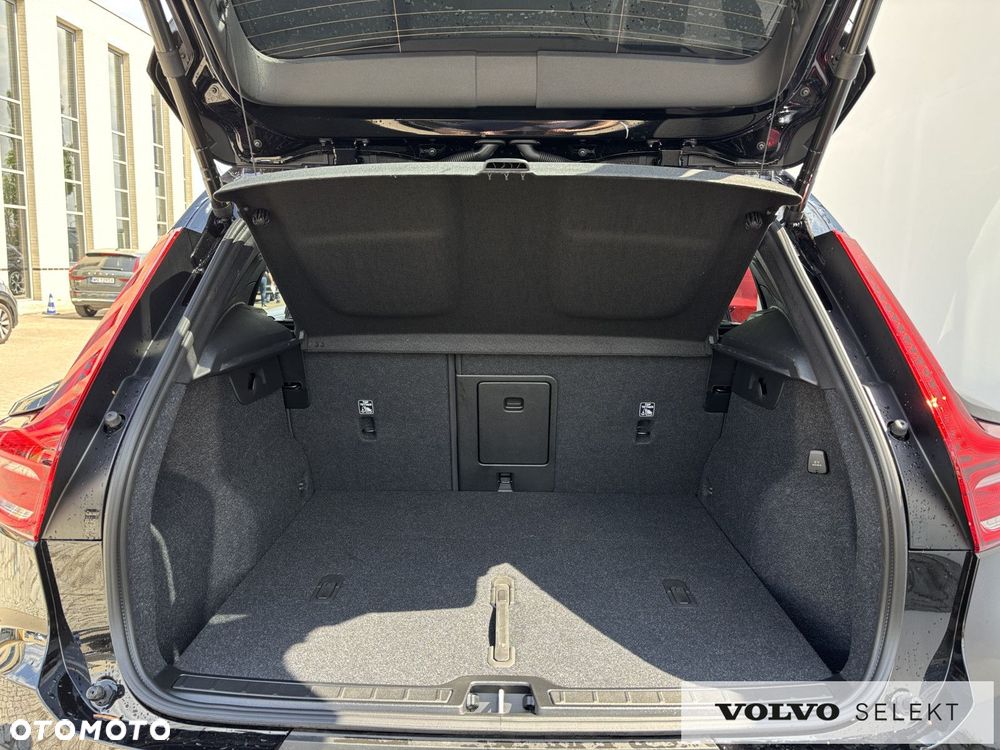 Volvo XC 40 - 22