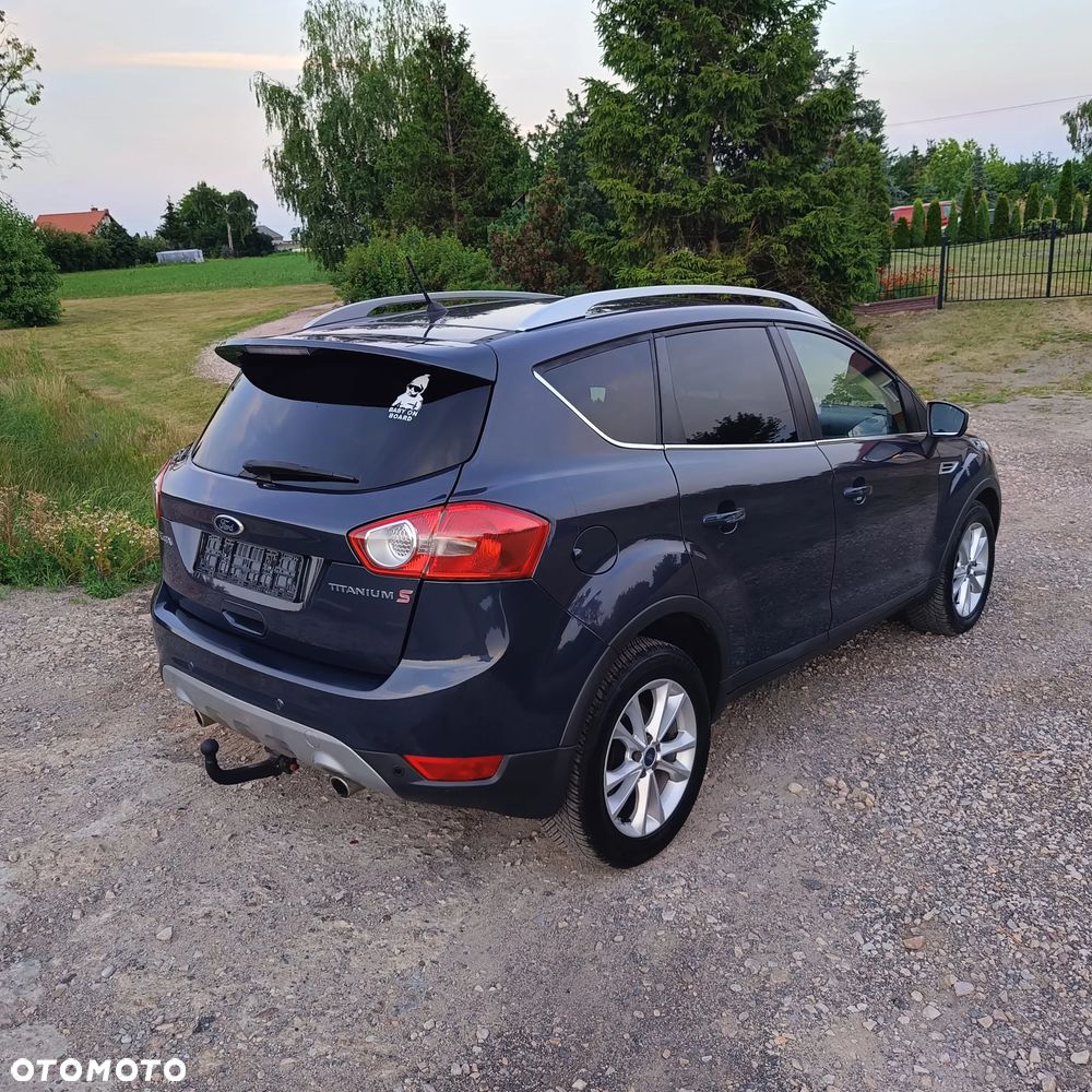Ford Kuga 2.0 TDCi 2x4 Titanium - 9