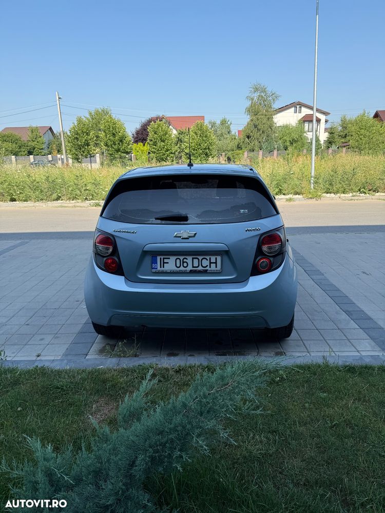 Chevrolet Aveo - 5