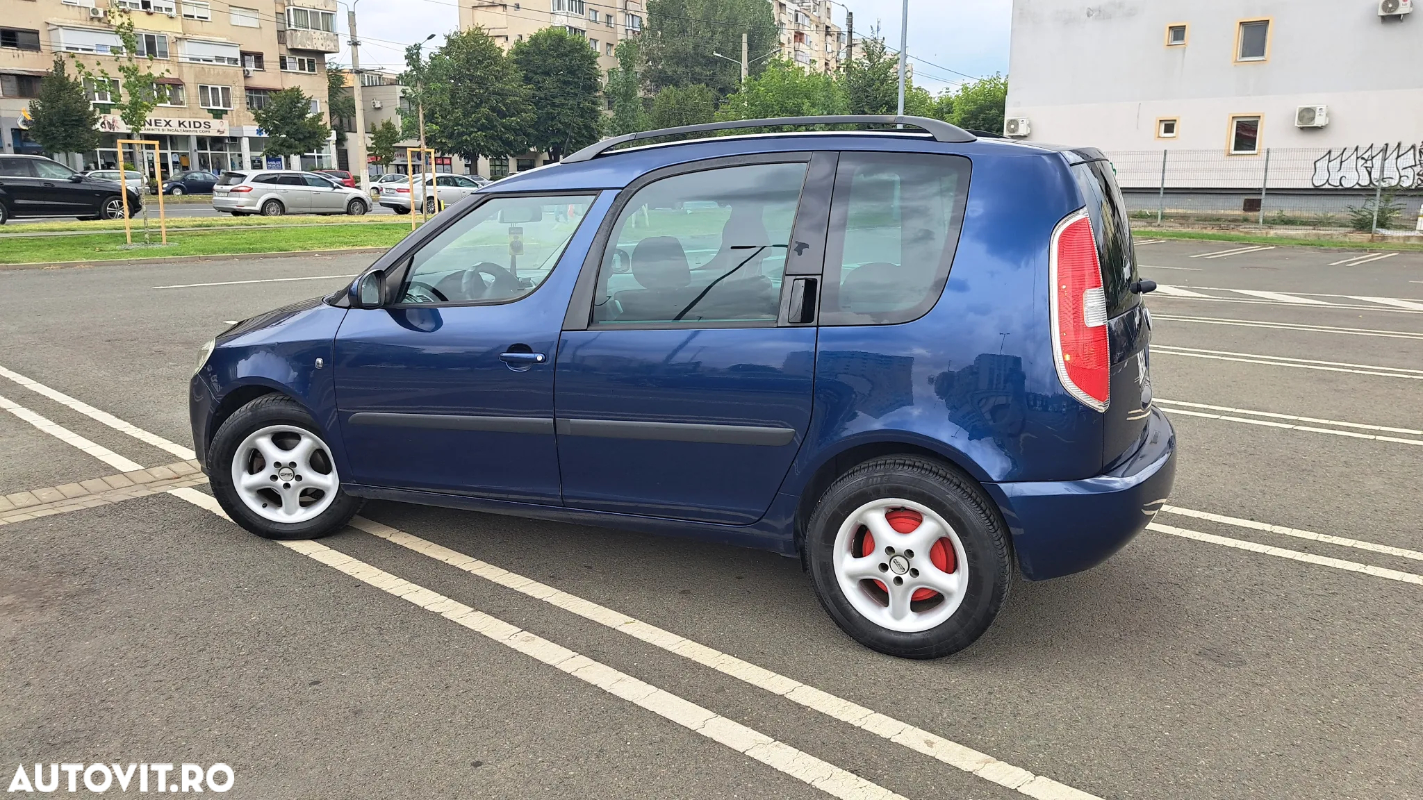 Skoda Roomster 1.2 Comfort - 9