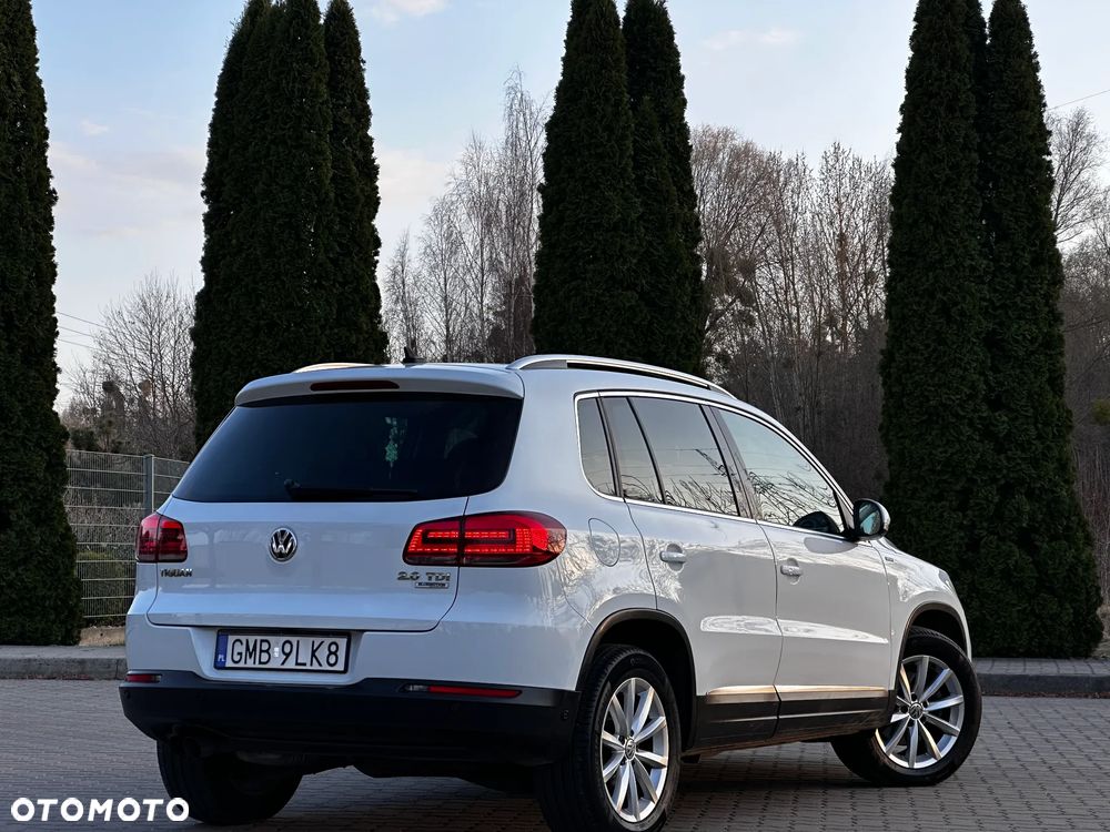 Volkswagen Tiguan 2.0 TDI SCR BlueMotion Technology Lounge Sport & Style - 2