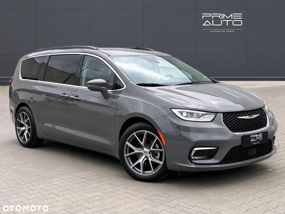 Chrysler Pacifica - 5