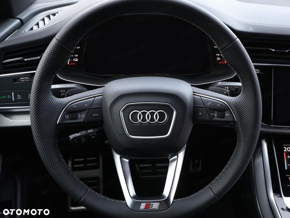 Audi Q8 - 8