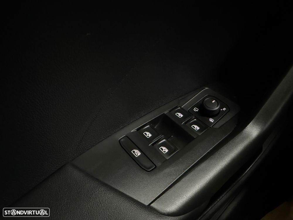 VW T-Cross 1.0 TSI Life - 27