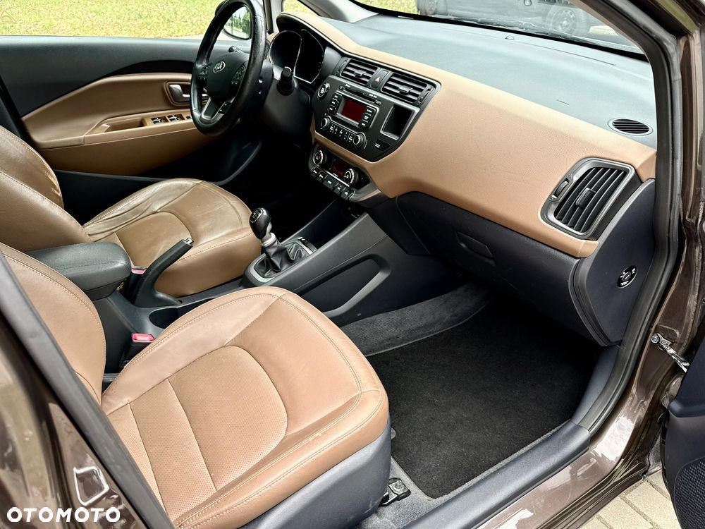 Kia Rio 1.4 Platinum Edition - 24