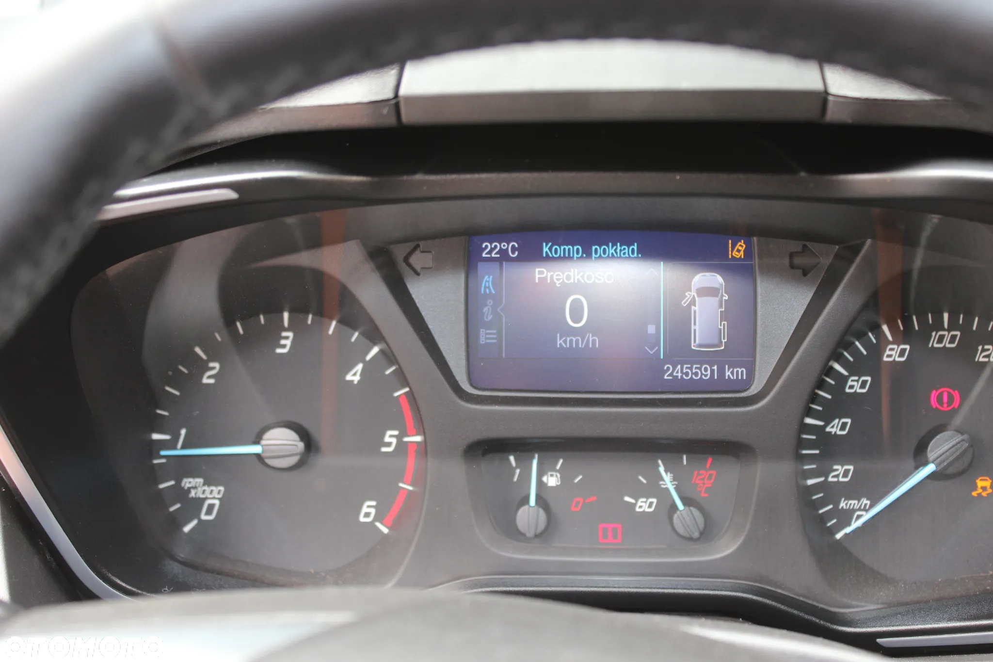 Ford TRANSIT CUSTOM L2H1 - 21