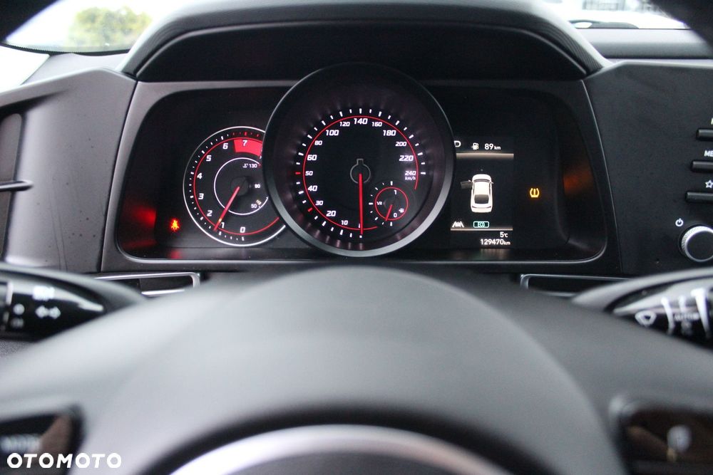 Hyundai Elantra 1.6 Smart CVT - 8