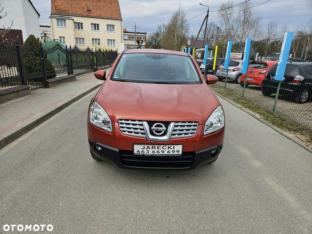 Nissan Qashqai - 2