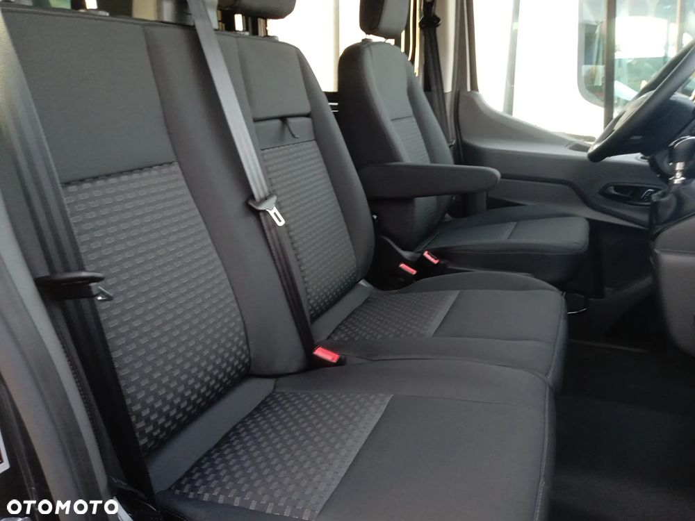 Ford Transit - 13