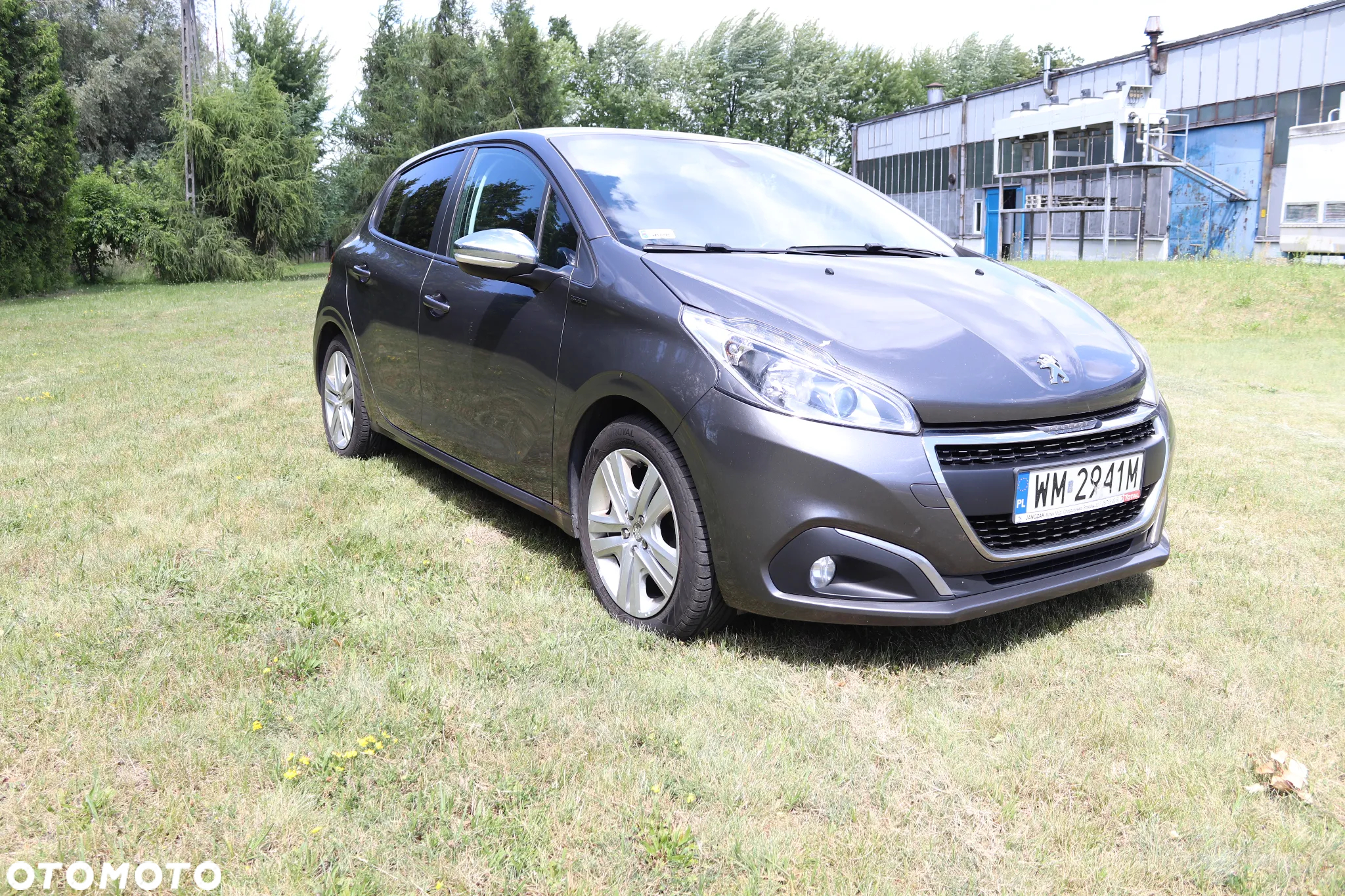 Peugeot 208 1.2 PureTech GPF Signature S&S - 3